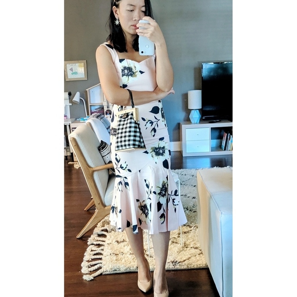 🆕 Floral Midi Dress